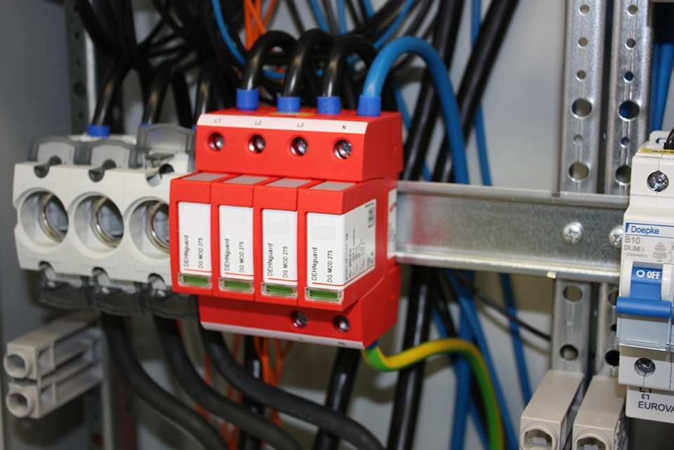U berspannungsschutz bei Elektro Hartmann in Karlshuld